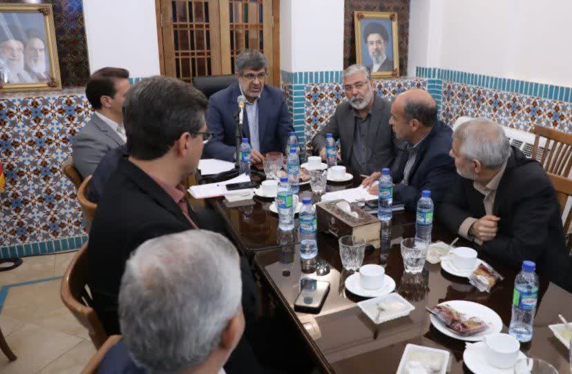 بررسی آخرین وضعیت خط دوم انتقال آب به یزد در نشست کارگروه آب استان